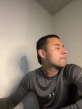 _Logan_Colton_ Obrolan Langsung XXX