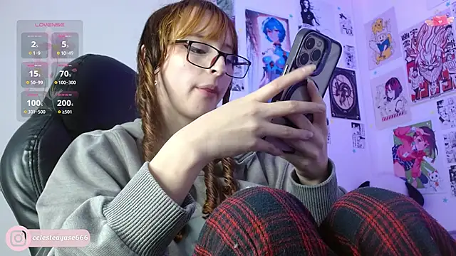 CelesteAyase Adlı Modelin Canlı XXX Sohbeti