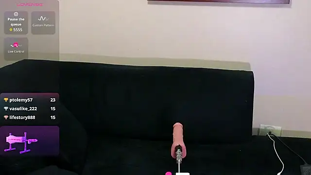 Chatroom XXX en direct de hairyncuteass