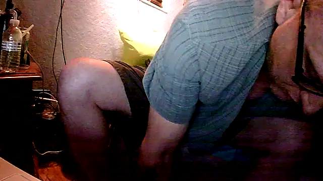 Chatroom XXX en direct de PornStro921