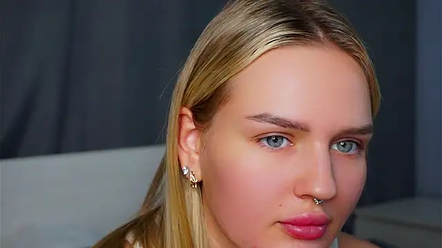 AmyLowe04: онлайн-секс-чат