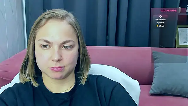 TataArdent Adlı Modelin Canlı XXX Sohbeti