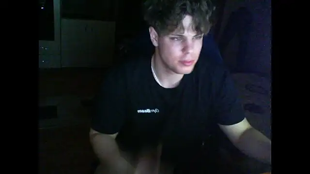 GymGuy0505 Live XXX Chat