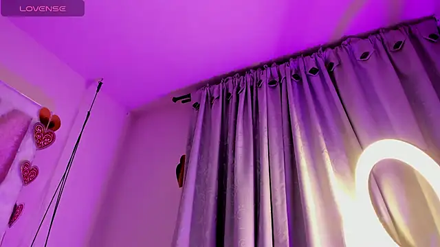 xhinata_hyugax's Live XXX Chat