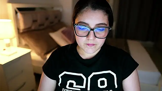 Camilaa_bueno 现场XXX聊天