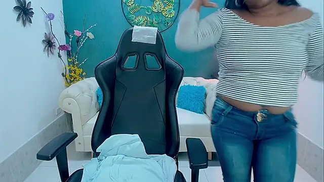 amara_brunette – Live XXX-chat