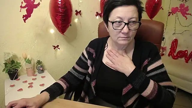 EmilyL0ve 现场XXX聊天