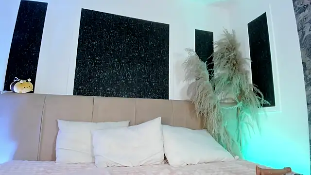 Alaia_Manson – Naživo XXX chat