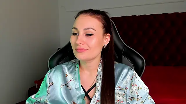 NoraFoxes' Live XXX Chat