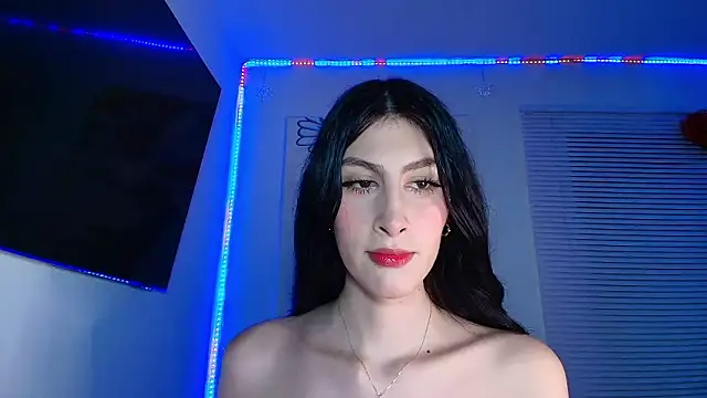 valeria_gonzales_ Adlı Modelin Canlı XXX Sohbeti