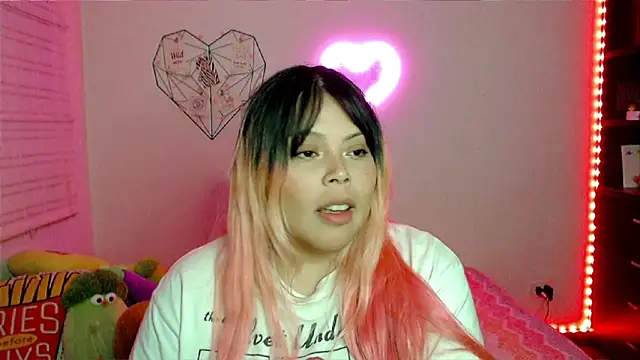 Chat XXX en directo de EllieMoonX