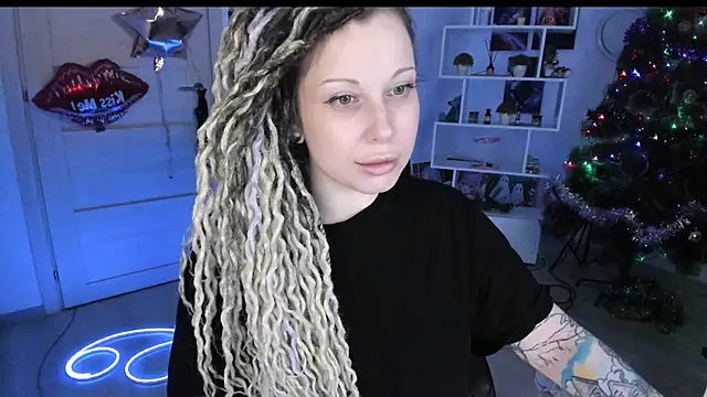 HoneySallyMoore's Live XXX Chat