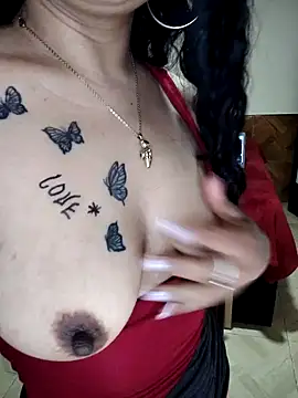 Chatroom XXX en direct de Laura_Daza1