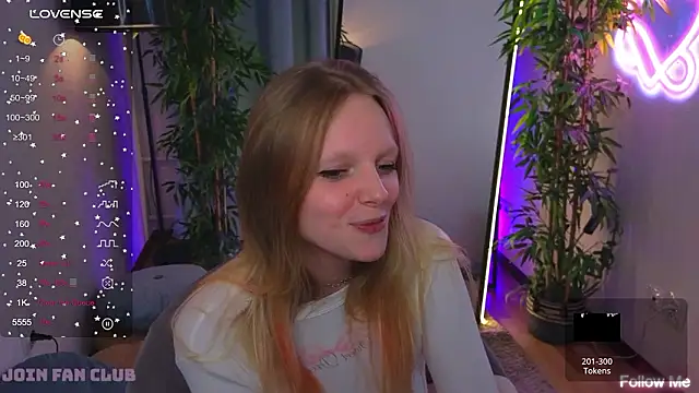 evangel1ne Live XXX Chat