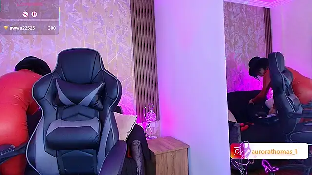 Chatroom XXX en direct de Aurora_thomas__1
