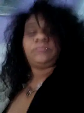 Chatroom XXX en direct de Kymy_marquez