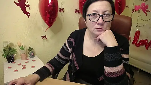 EmilyL0ve – Live XXX-chat