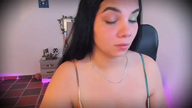 victoriaasaenz_'s Live XXX Chat