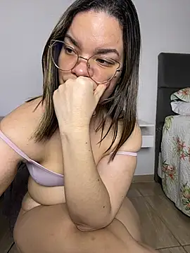 XXX chat uživo modela Zyrella