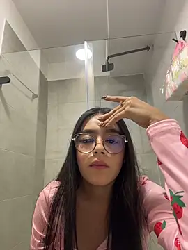 mara_swan_'s Live XXX Chat