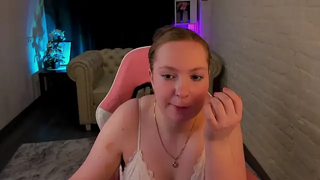 Онлайн чат XXX Elizabeth_Walson