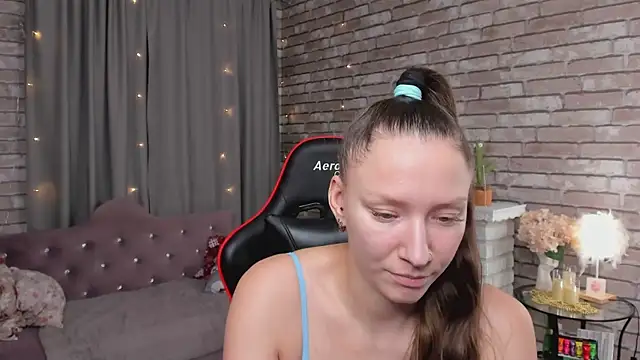 SarahCoksss webcam show