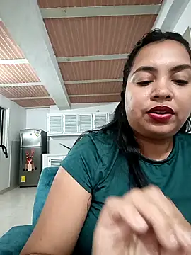 XXX chat uživo modela Brendabluee