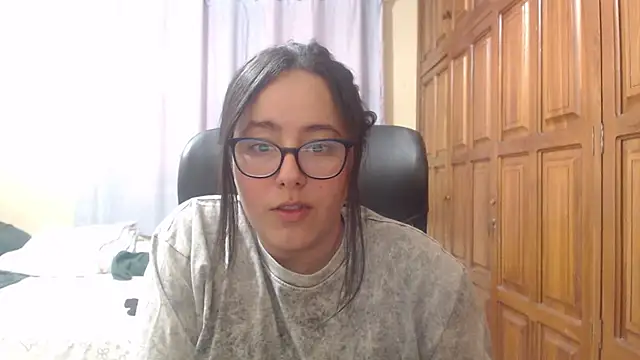 Venus_cat_ live XXX chat