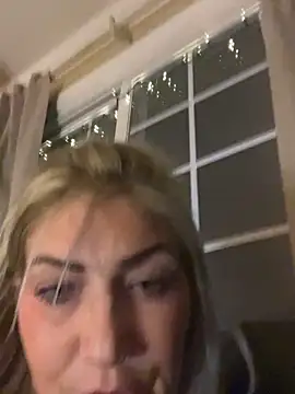 Živý XXX chat LittleMissEeve