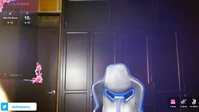 jaydensalvatore_: онлайн-секс-чат