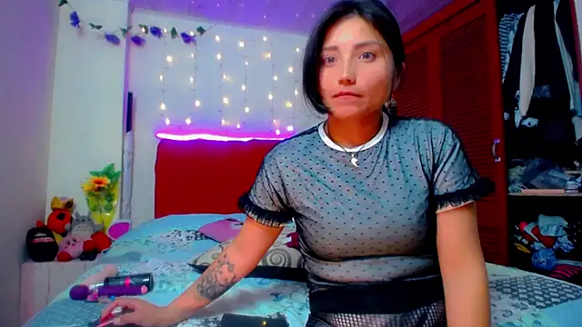 akai_krazna Live XXX Chat