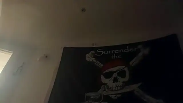 MasterDaddyCool élő XXX-chatje