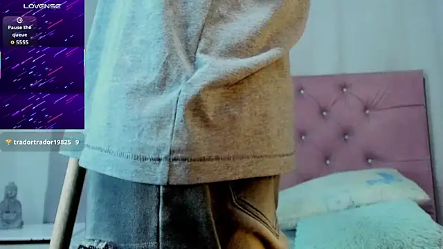 EthanBlackwoodd's Live XXX Chat