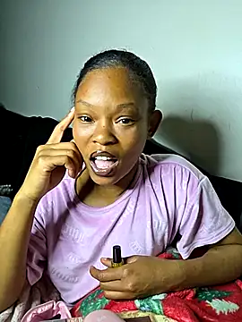 tokyobelle Adlı Modelin Canlı XXX Sohbeti