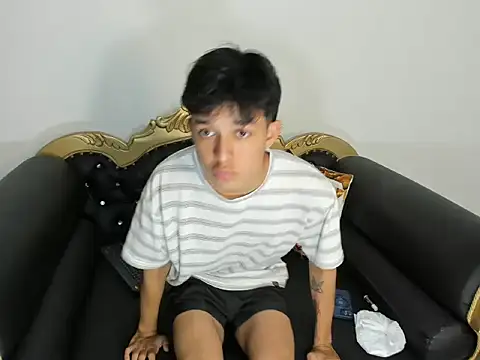 jisus_catt élő XXX-chatje