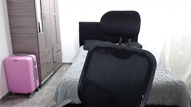 jjulietha95 Live XXX Chat