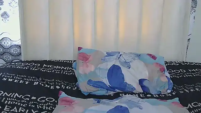 DAIRYBELLELIZxxのウェブカメラショー