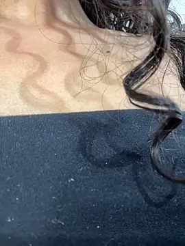 ChantalHans Live XXX Chat