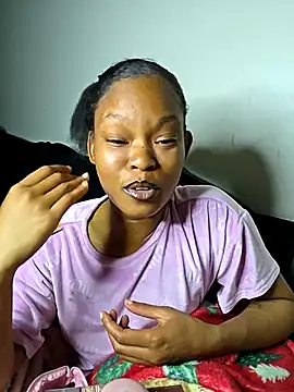 Chat +18 de tokyobelle ao vivo