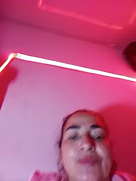 MaryRoze_ Adlı Modelin Canlı XXX Sohbeti