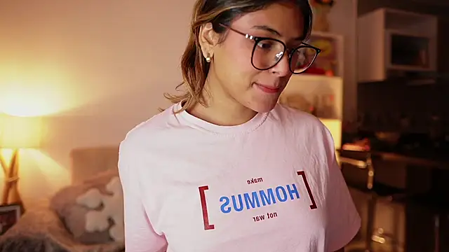 SaraParisi élő XXX-chatje