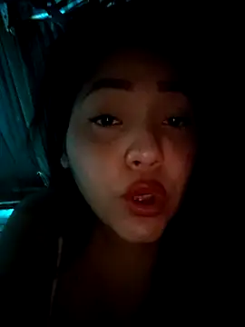 karly_hot_ élő XXX-chatje