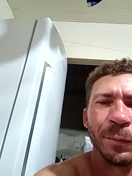 RobertoLuiz84 Live XXX-Chat