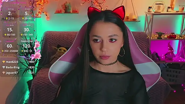 NastiNana 即時 XXX 聊天