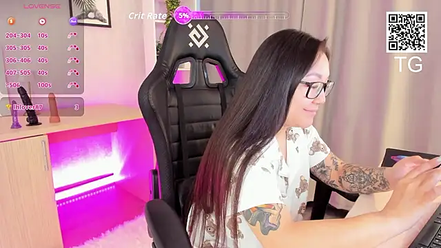 gentle_muse élő XXX-chatje