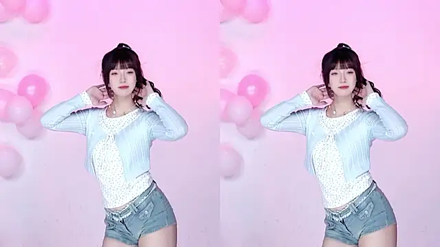 CM---002のライブXXXチャット