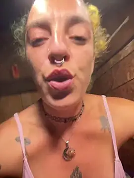 SalyTredelMonte Live XXX Chat