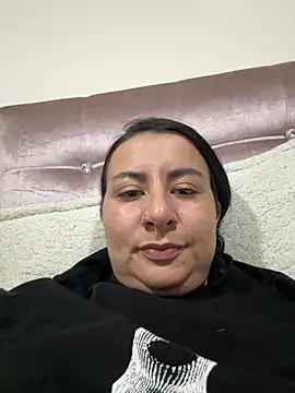 Онлайн чат XXX Abril_Luv