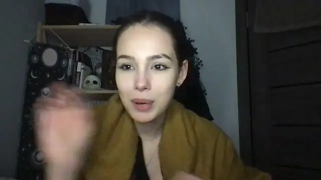 Yuna5343 Chat XXX in diretta