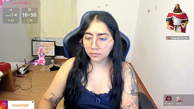 LoveLyy-'s Webcam Show